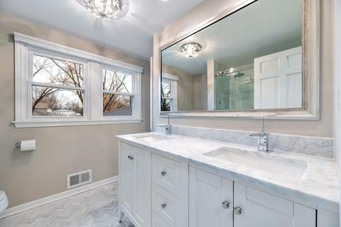 3231 Maple Leaf Dr, Glenview, IL 60026 photo 12