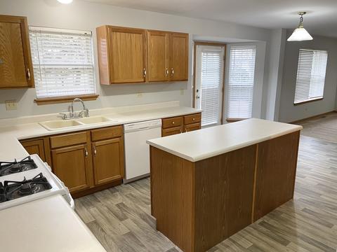 1711 Sierra Highlands Dr, Plainfield, IL 60586 photo 3