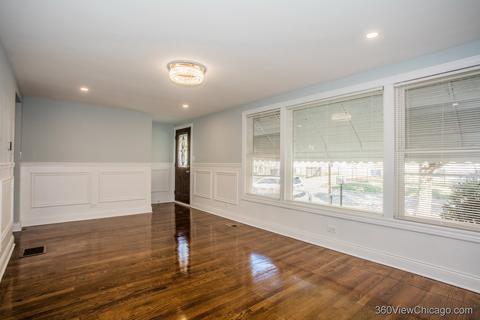 1051 E 90th St, Chicago, IL 60619 photo 11