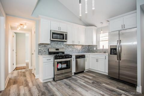 1051 E 90th St, Chicago, IL 60619 photo 15