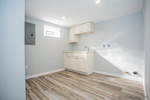 1051 E 90th St, Chicago, IL 60619 photo 29