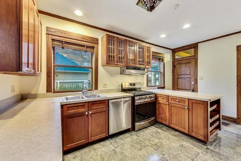4052 N Lawler Ave, Chicago, IL 60641 photo 9