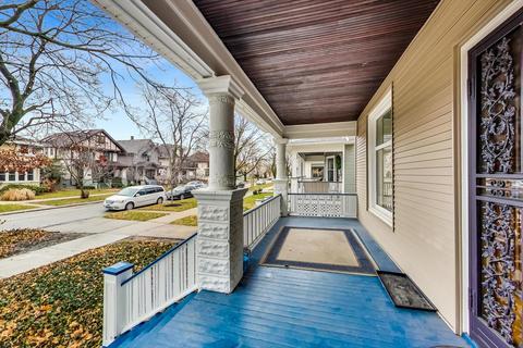 4052 N Lawler Ave, Chicago, IL 60641 photo 2