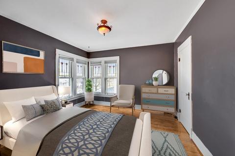 4052 N Lawler Ave, Chicago, IL 60641 photo 14