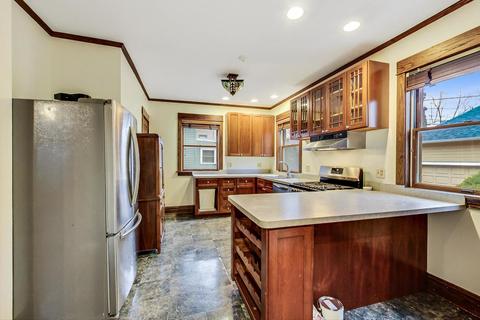 4052 N Lawler Ave, Chicago, IL 60641 photo 10