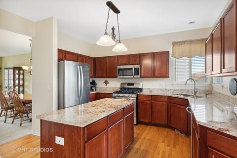 25148 Constitution Ct, Plainfield, IL 60544 photo 9
