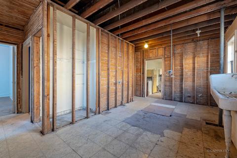 7947 S Champlain Ave, Chicago, IL 60619 photo 23