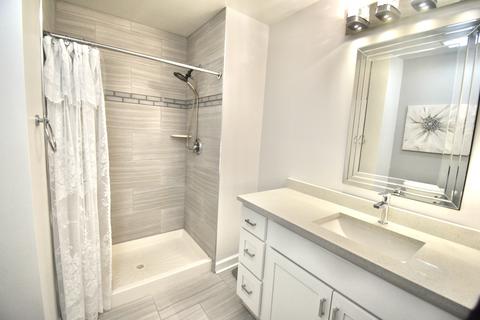417 Cobbler Ct #4, Bartlett, IL 60103 photo 9
