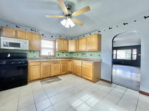 470 S Tanner Ave, Kankakee, IL 60901 photo 4