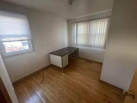 9844 S Charles St, Chicago, IL 60643 photo 7
