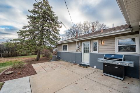 560 Lincoln Dr, Hoffman Estates, IL 60169 photo 34