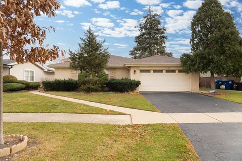 1443 Phoenix Dr, Des Plaines, IL 60018 photo 1