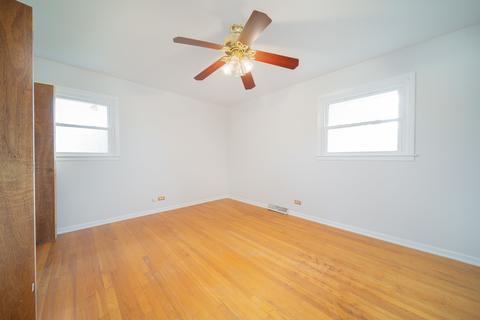 1443 Phoenix Dr, Des Plaines, IL 60018 photo 12