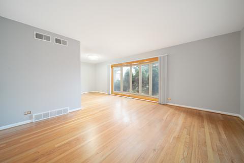 1443 Phoenix Dr, Des Plaines, IL 60018 photo 7