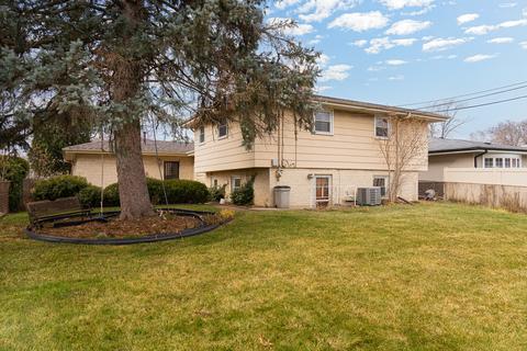 1443 Phoenix Dr, Des Plaines, IL 60018 photo 21