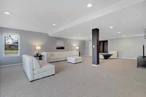1332 Caribou Ln, Hoffman Estates, IL 60192 photo 41
