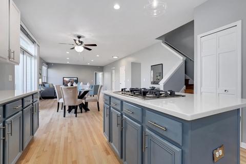 1332 Caribou Ln, Hoffman Estates, IL 60192 photo 11