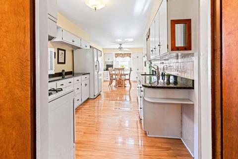 1915 E Jackson St, Bloomington, IL 61701 photo 15