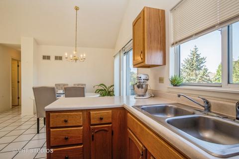 1438 Baron Ct, Bartlett, IL 60103 photo 12