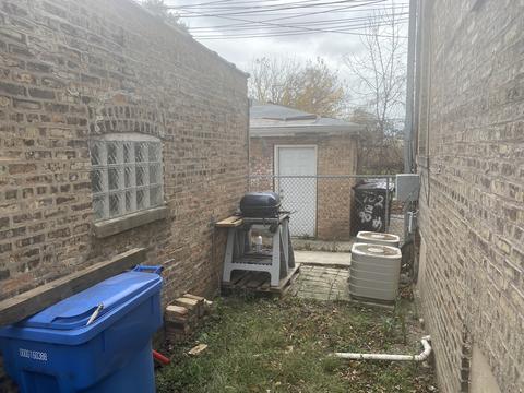 700 E 90th St, Chicago, IL 60619 photo 4
