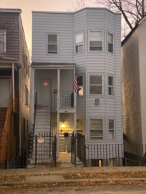 8710 S Buffalo Ave, Chicago, IL 60617