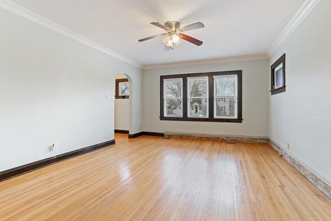 556 E 12th St, Lockport, IL 60441 photo 3