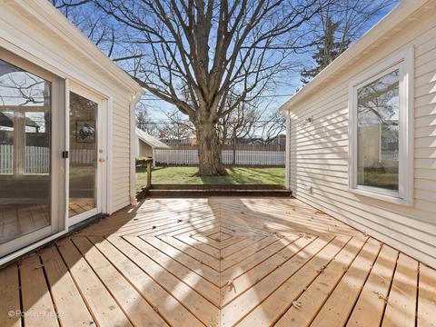 512 Parkway Dr, Wheaton, IL 60187 photo 17