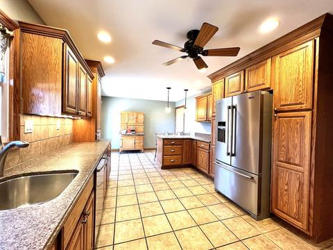 946 S 9th Ave, Kankakee, IL 60901 photo 10