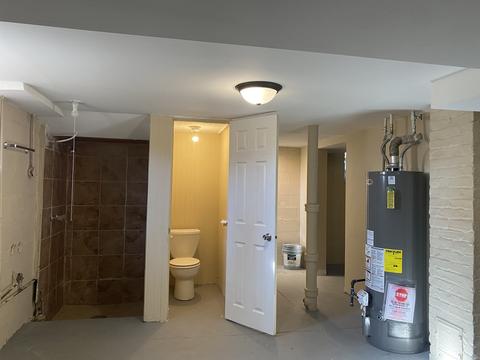 558 E Cass St, Joliet, IL 60432 photo 19