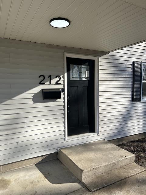 212 S Jackson St, Flanagan, IL 61740 photo 3