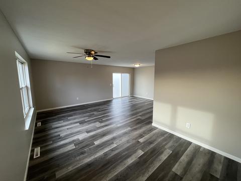 1600 Edgewater Dr, Morris, IL 60450 photo 2