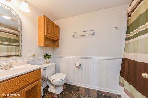 4142 Victoria Dr, Hoffman Estates, IL 60192 photo 15