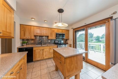 4142 Victoria Dr, Hoffman Estates, IL 60192 photo 6