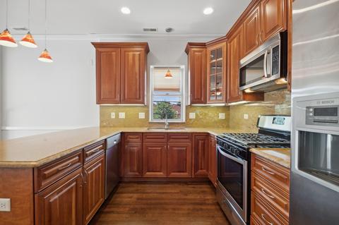 516 E 42nd St #2W, Chicago, IL 60653 photo 10
