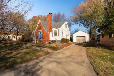 20 Harbord Dr, Bloomington, IL 61701 photo 3