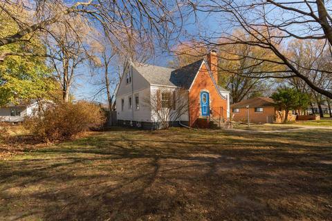 20 Harbord Dr, Bloomington, IL 61701 photo 2
