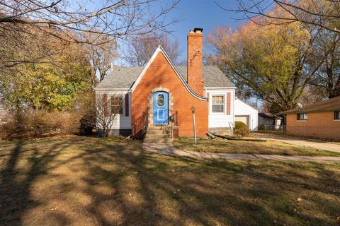 20 Harbord Dr, Bloomington, IL 61701 photo 1