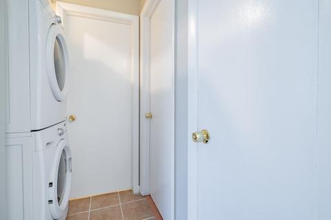 833 Valley Stream Dr #B, Wheeling, IL 60090 photo 4