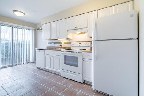 833 Valley Stream Dr #B, Wheeling, IL 60090 photo 5
