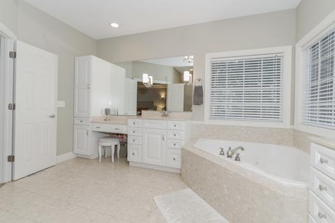 9 Strawberry Rd, Bloomington, IL 61704 photo 33