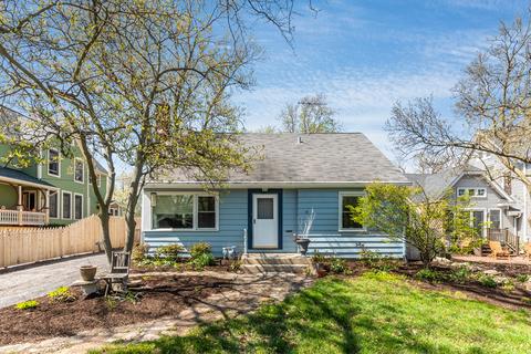 636 Maple Ave, Downers Grove, IL 60515