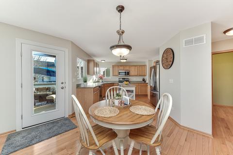 2306 Maple Ridge Dr, Plainfield, IL 60586 photo 9