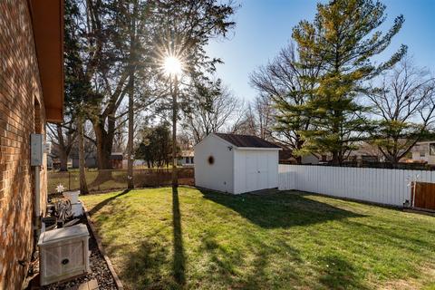 201 Robert Dr, Normal, IL 61761 photo 6