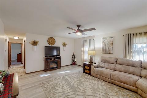 201 Robert Dr, Normal, IL 61761 photo 16