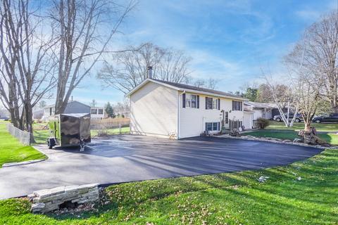 1107 Oakleaf Ave, Mchenry, IL 60051 photo 3