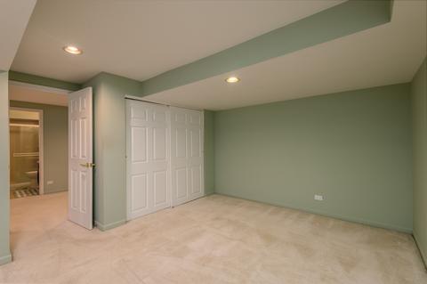 5277 Galloway Dr, Hoffman Estates, IL 60192 photo 30