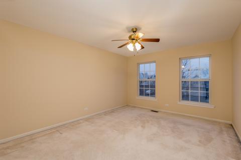5277 Galloway Dr, Hoffman Estates, IL 60192 photo 16