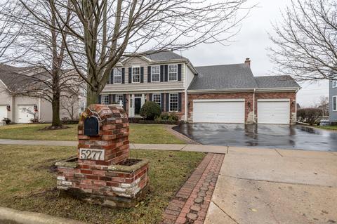 5277 Galloway Dr, Hoffman Estates, IL 60192 photo 3