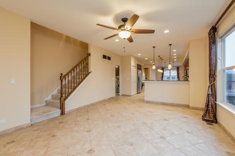 5277 Galloway Dr, Hoffman Estates, IL 60192 photo 7