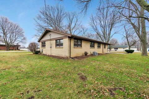 119 Davis St, Seneca, IL 61360 photo 4